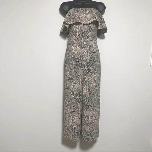 Babaton Altamiro Jumpsuit - Picture 3 of 9